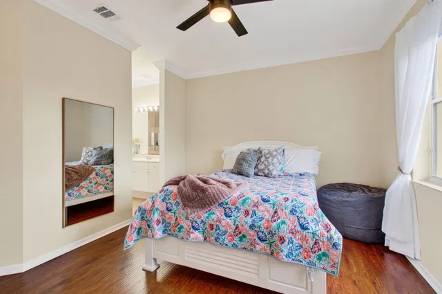 Residence photo 54