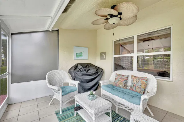 Residence photo 25