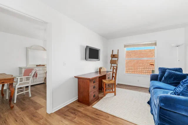  Residence photo 29