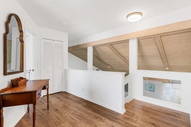  Residence photo 35