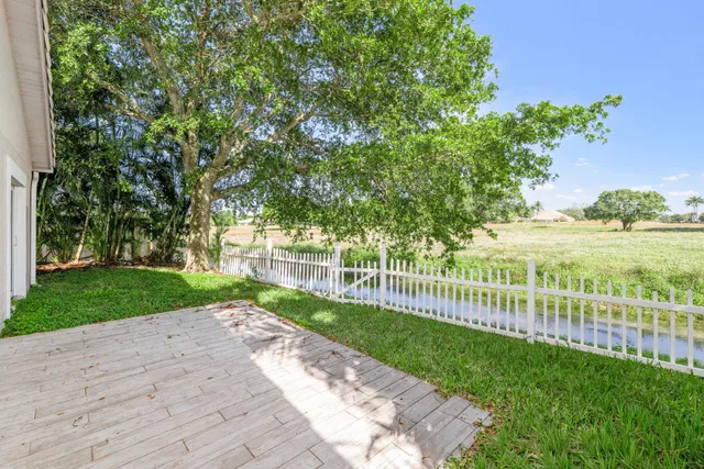  Residence photo 45