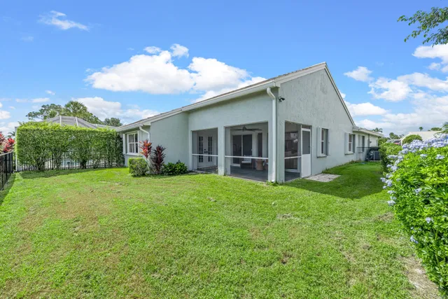  Residence photo 26