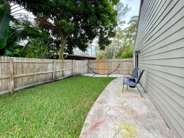  Residence photo 18