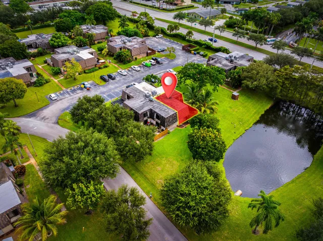 Unit A photo 10