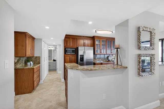 Singer Island Unit 1-406 photo 4