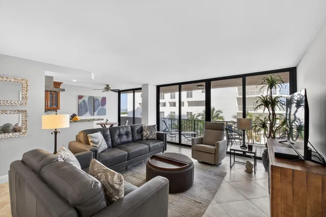 Singer Island Unit 1-406 photo 23