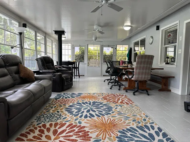 Residence photo 15