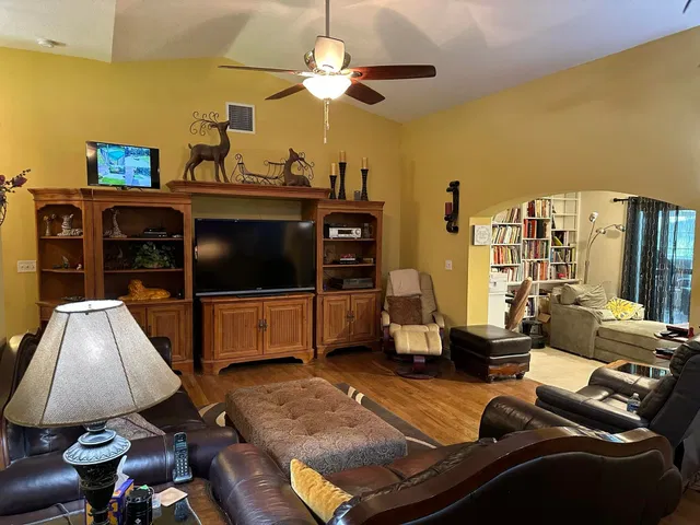 Residence photo 27