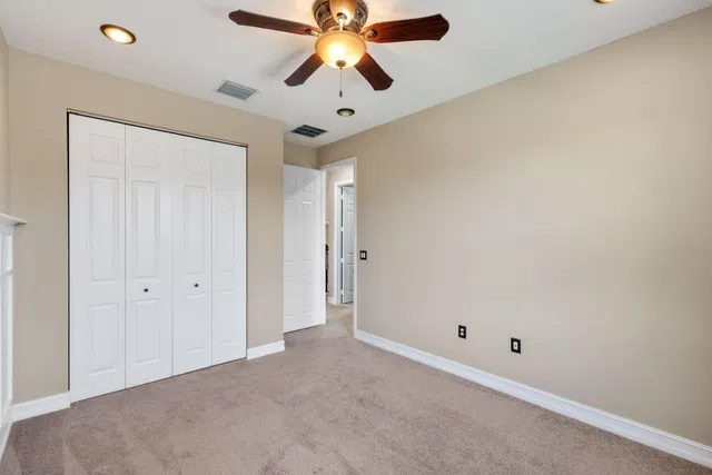 Residence photo 49