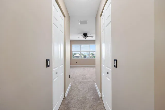 Residence photo 59