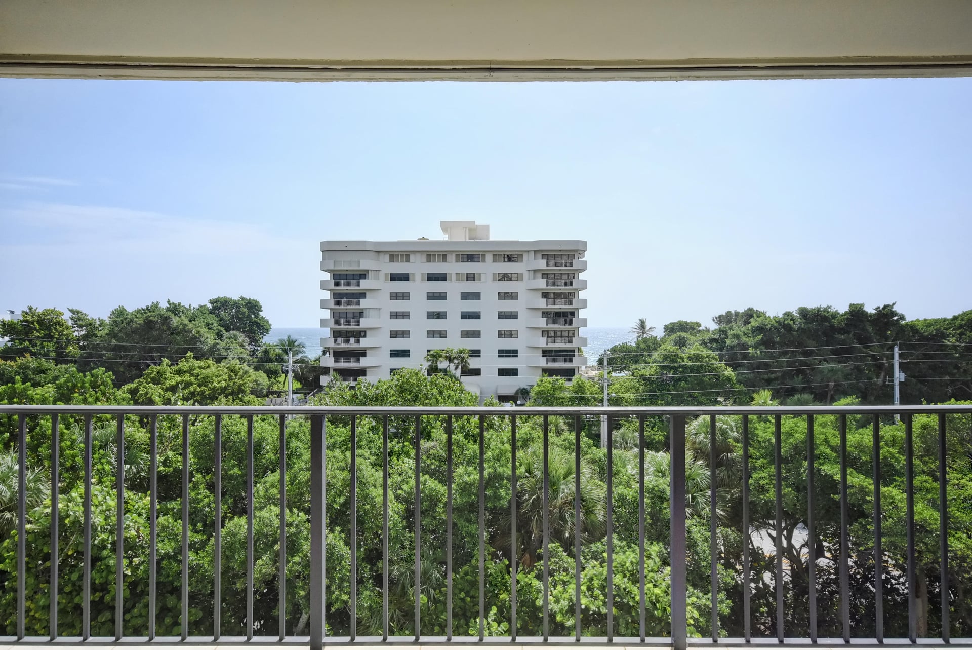 Unit 604 photo 17