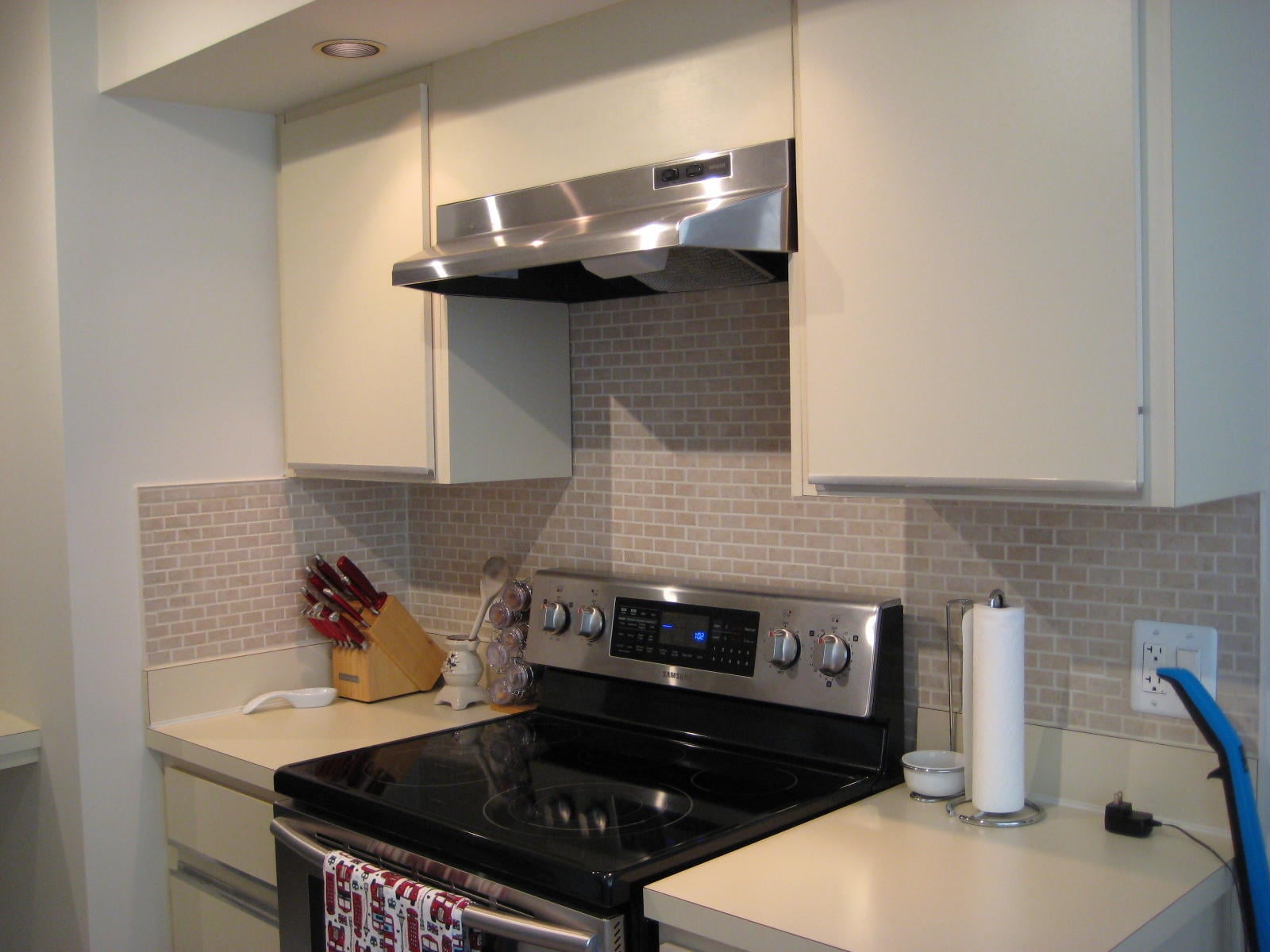 Unit 604 photo 19