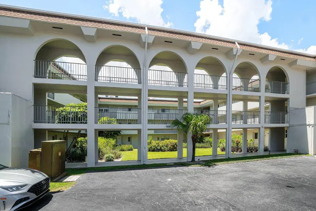 Residence photo 2