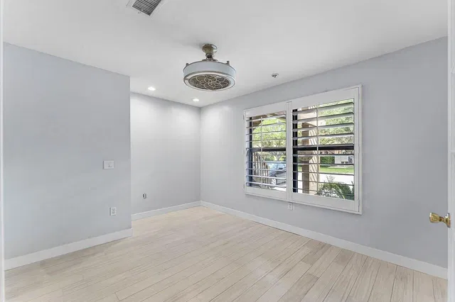 Unit 5 photo 17