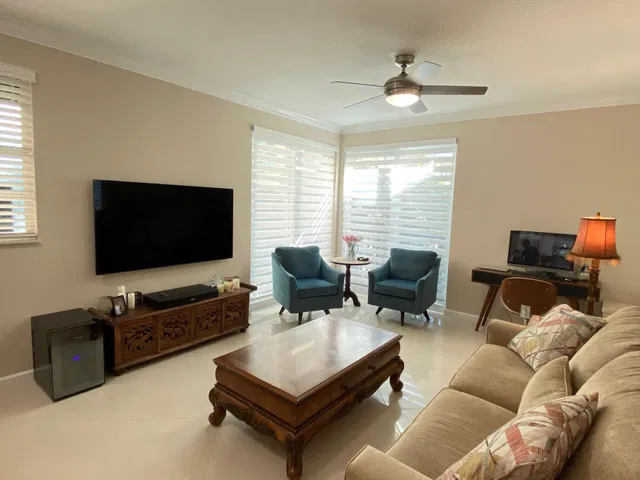 The Astor Unit 202 photo 9
