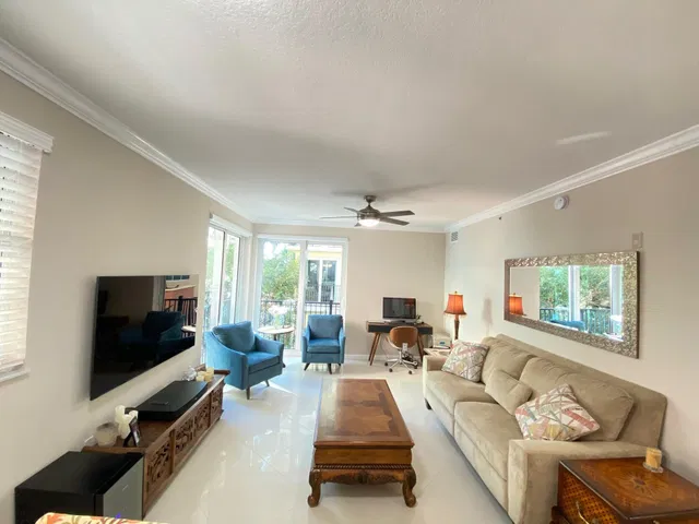 The Astor Unit 202 photo 10