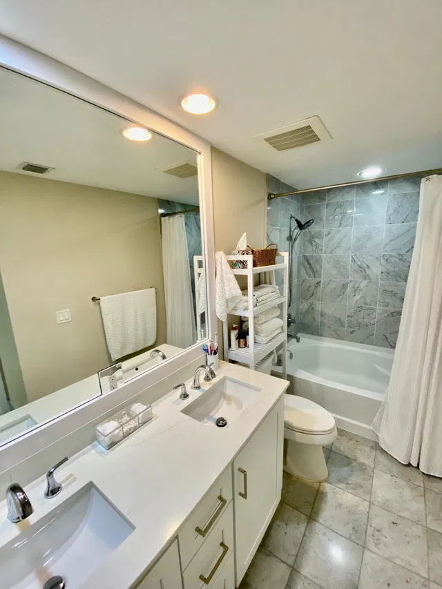 The Astor Unit 202 photo 14