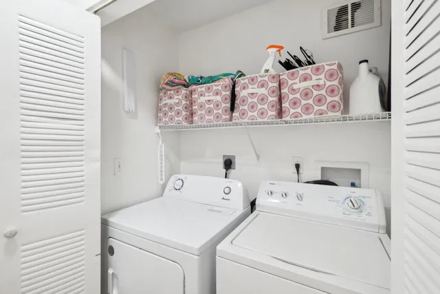 Unit 304 photo 24