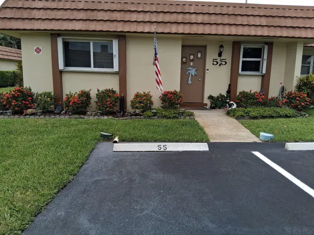 Unit 55 photo 4