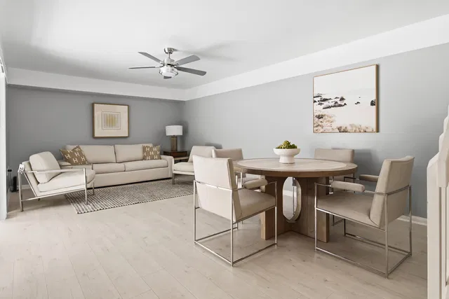Residence photo 2