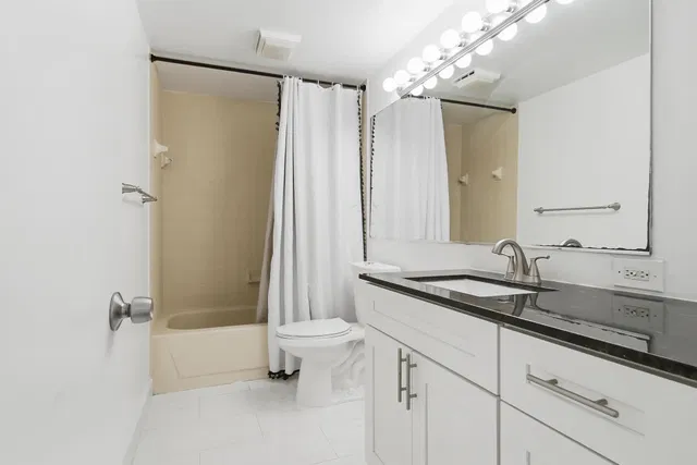 Residence photo 30