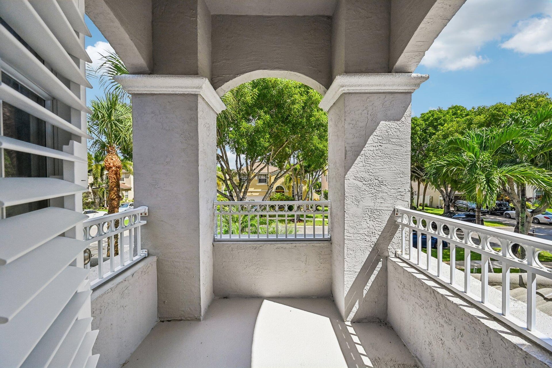Residence photo 32