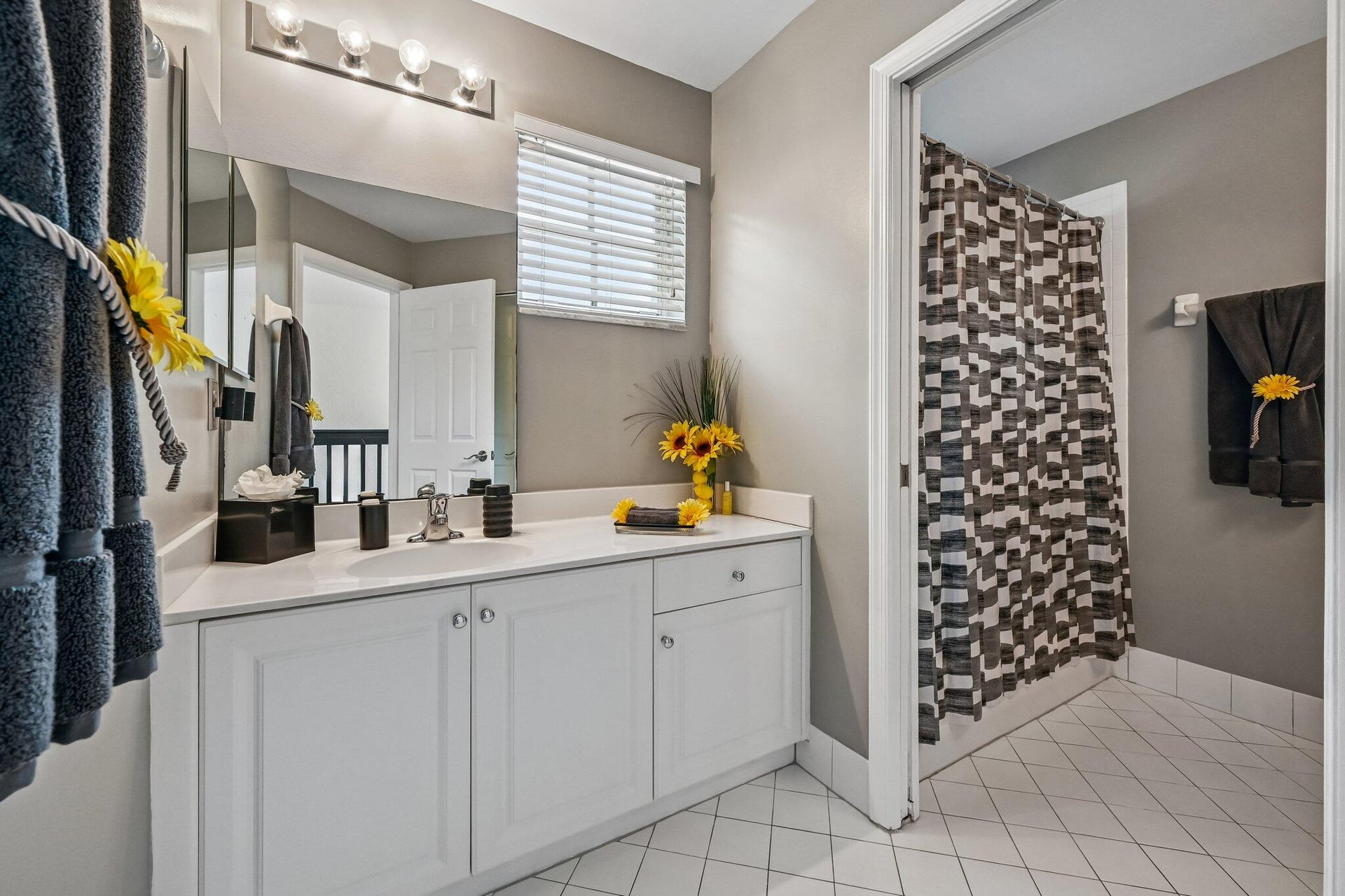 Residence photo 39