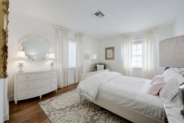 In-Town Palm Beach Residence photo 29