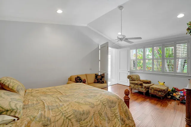 Residence photo 39