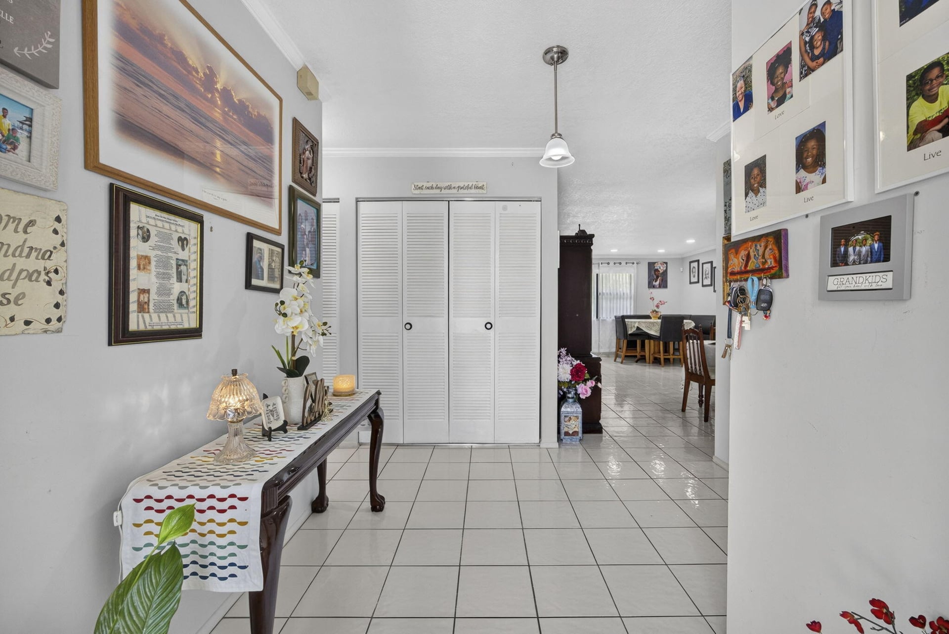 Residence photo 8