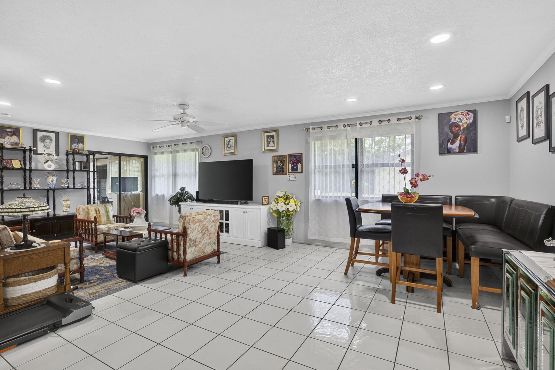 Residence photo 17