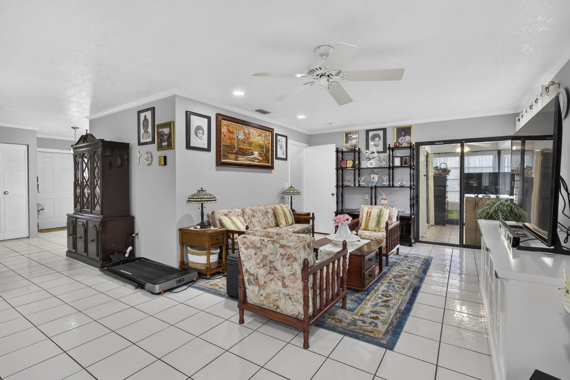 Residence photo 19