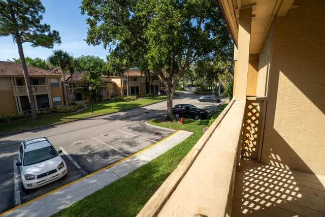  Unit 1709 photo 18