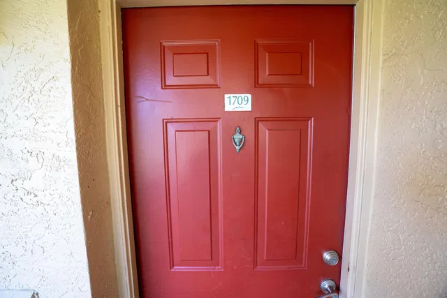  Unit 1709 photo 20