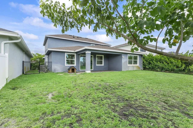 Residence photo 39