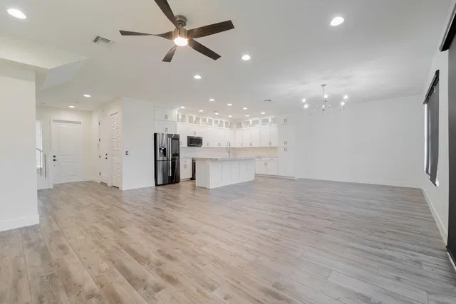 Residence photo 22