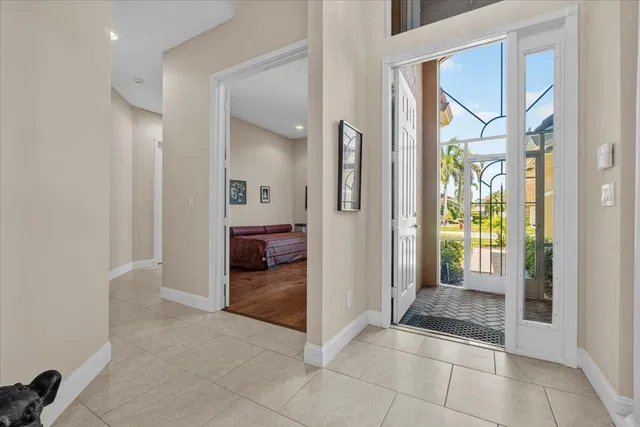 Residence photo 4