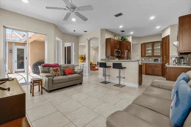Residence photo 9