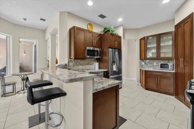 Residence photo 11