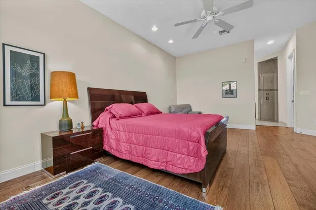 Residence photo 20