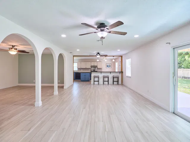 Residence photo 4