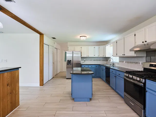 Residence photo 9