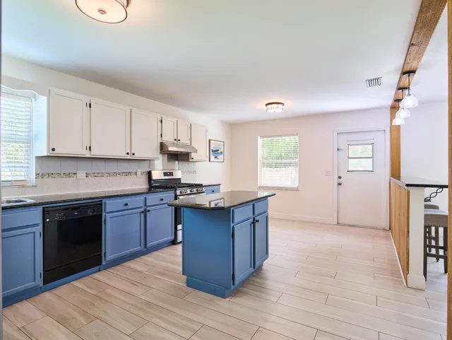 Residence photo 10