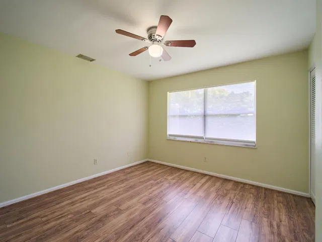 Residence photo 18