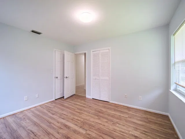 Residence photo 25