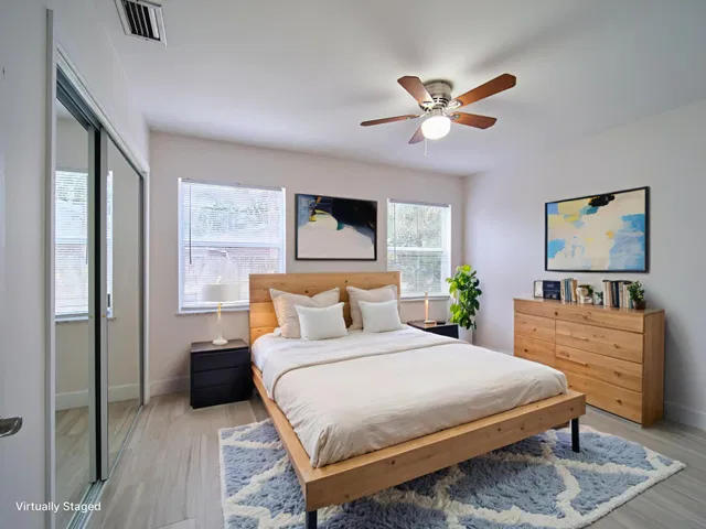 Residence photo 26
