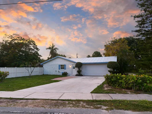 Residence photo 48