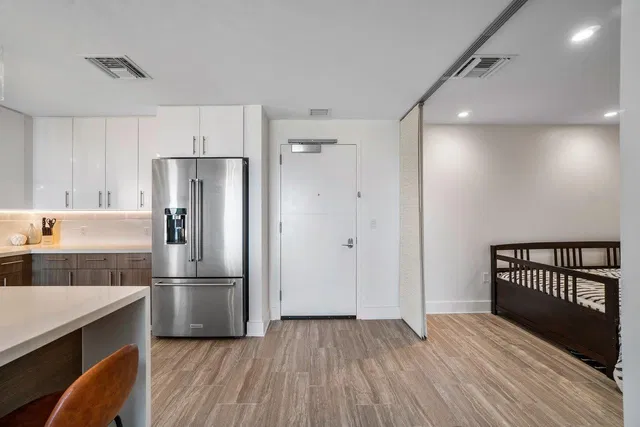 236 Fifth Avenue Unit 303 photo 2