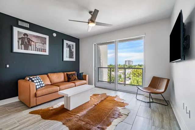 236 Fifth Avenue Unit 303 photo 4