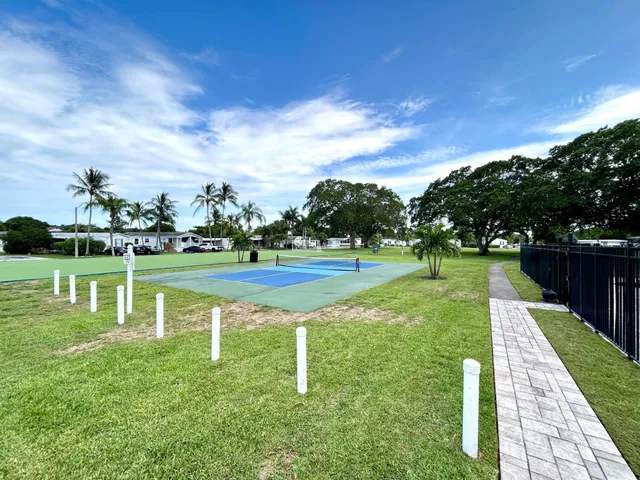  Residence photo 18